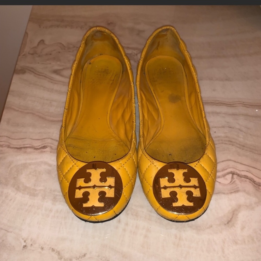 Tory Burch Flat size 6
